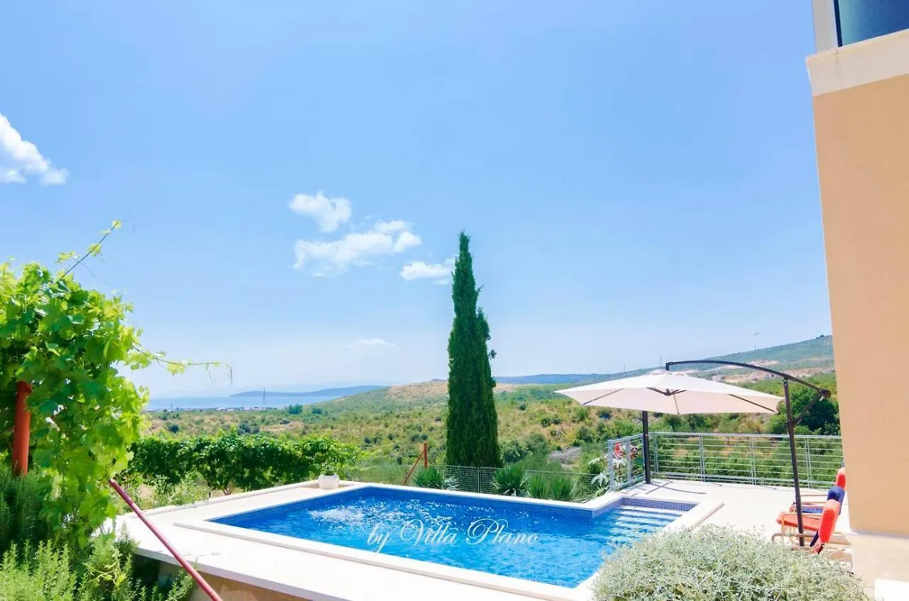 Villa Plano Trogir